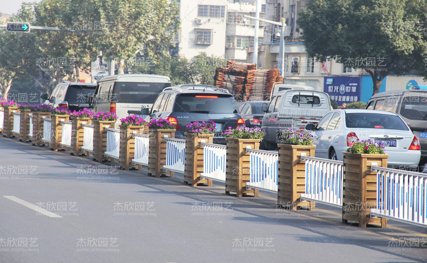 花箱材料如何影響花箱價格？